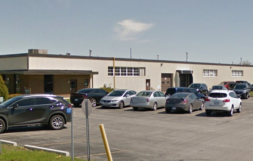 17 Airport Rd, Brantford, ON à louer - Photo du bâtiment - Image 3 de 3