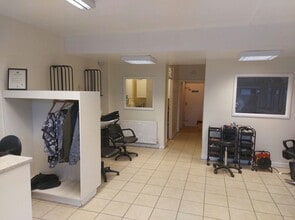 53-63 Moorcroft Rd, York à louer Photo intérieure- Image 2 de 3