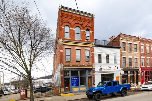Plus de détails pour 5165 Butler St, Pittsburgh, PA - Commerce de détail à louer