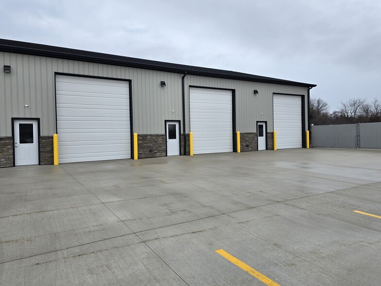 3921 Traxler Ct, Bay City, MI for lease - Building Photo - Image 1 of 8