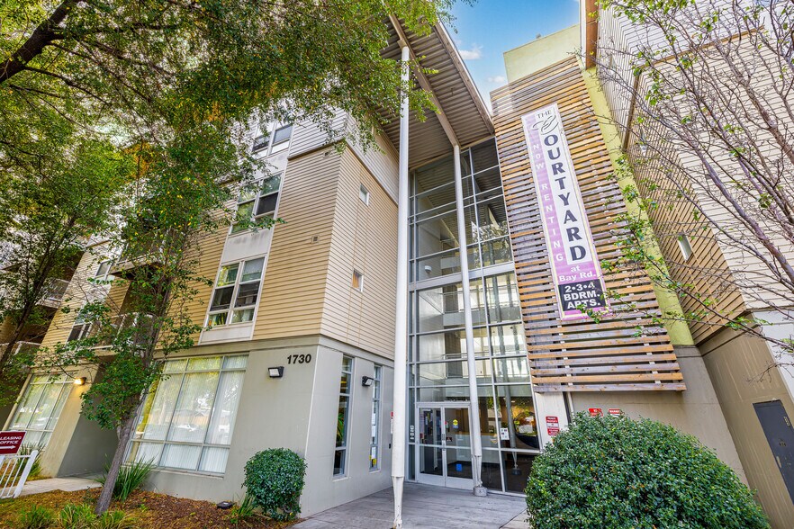 1730 Bay Rd, Palo Alto, CA à vendre - Photo du bâtiment - Image 2 de 21