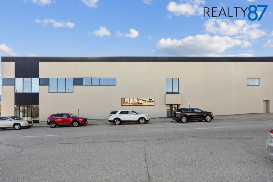 724 3rd Ave SE, Cedar Rapids, IA for lease - Building Photo - Image 2 of 44