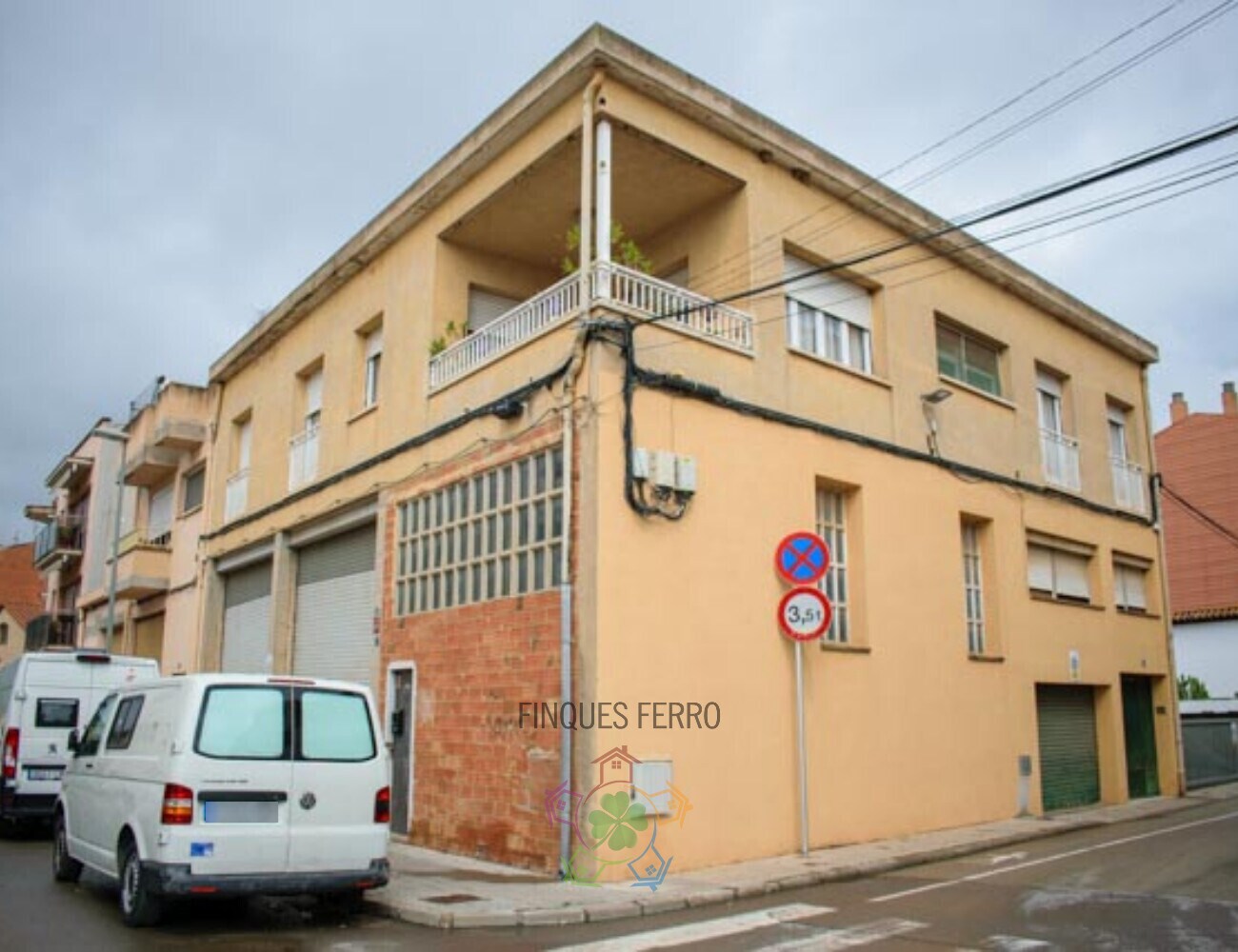 Immeuble residentiel dans La Garriga, Barcelona à vendre Photo principale- Image 1 de 11