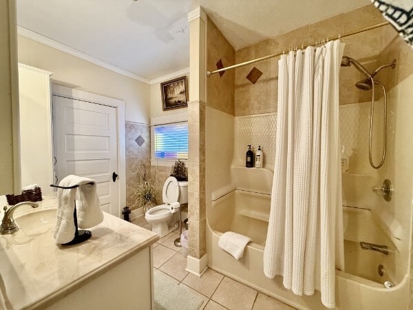 101 Webb Rd E, Bell Buckle, TN for sale - Interior Photo - Image 3 of 12