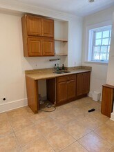 8 Bond St, Great Neck, NY for lease Interior Photo- Image 2 of 9