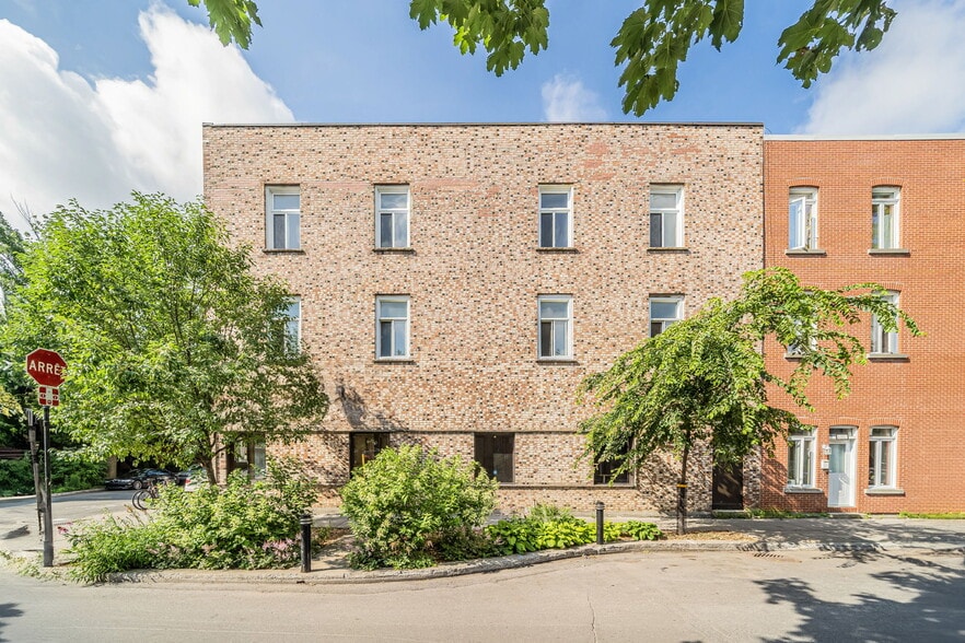 2193-2199 Rue Marie-Anne E E, Montréal, QC for lease - Building Photo - Image 3 of 14