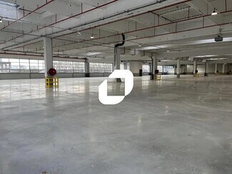 Plus de détails pour 56 Avenue Louis Roche, Gennevilliers - Bureau, Local d'activités à louer