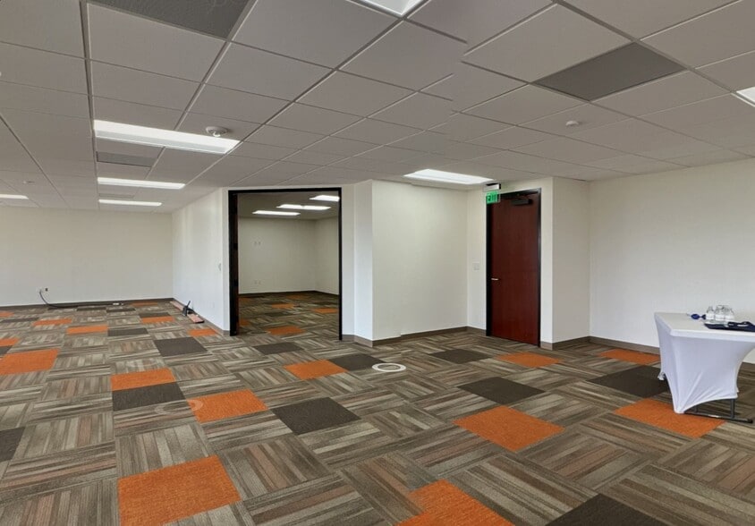 404 Camino del Rio S, San Diego, CA à louer - Numérisation 3D de Matterport - Image 3 de 18