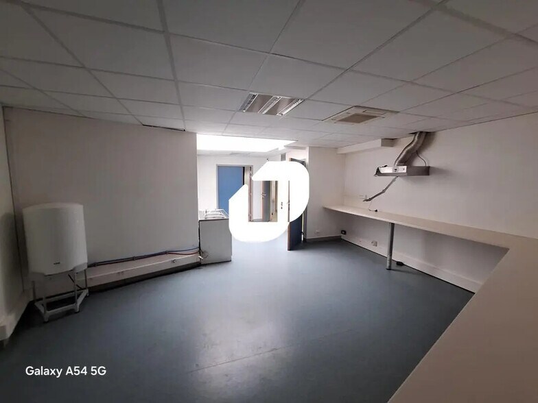 Office in Boulogne-Billancourt for sale - Interior Photo - Image 3 of 5