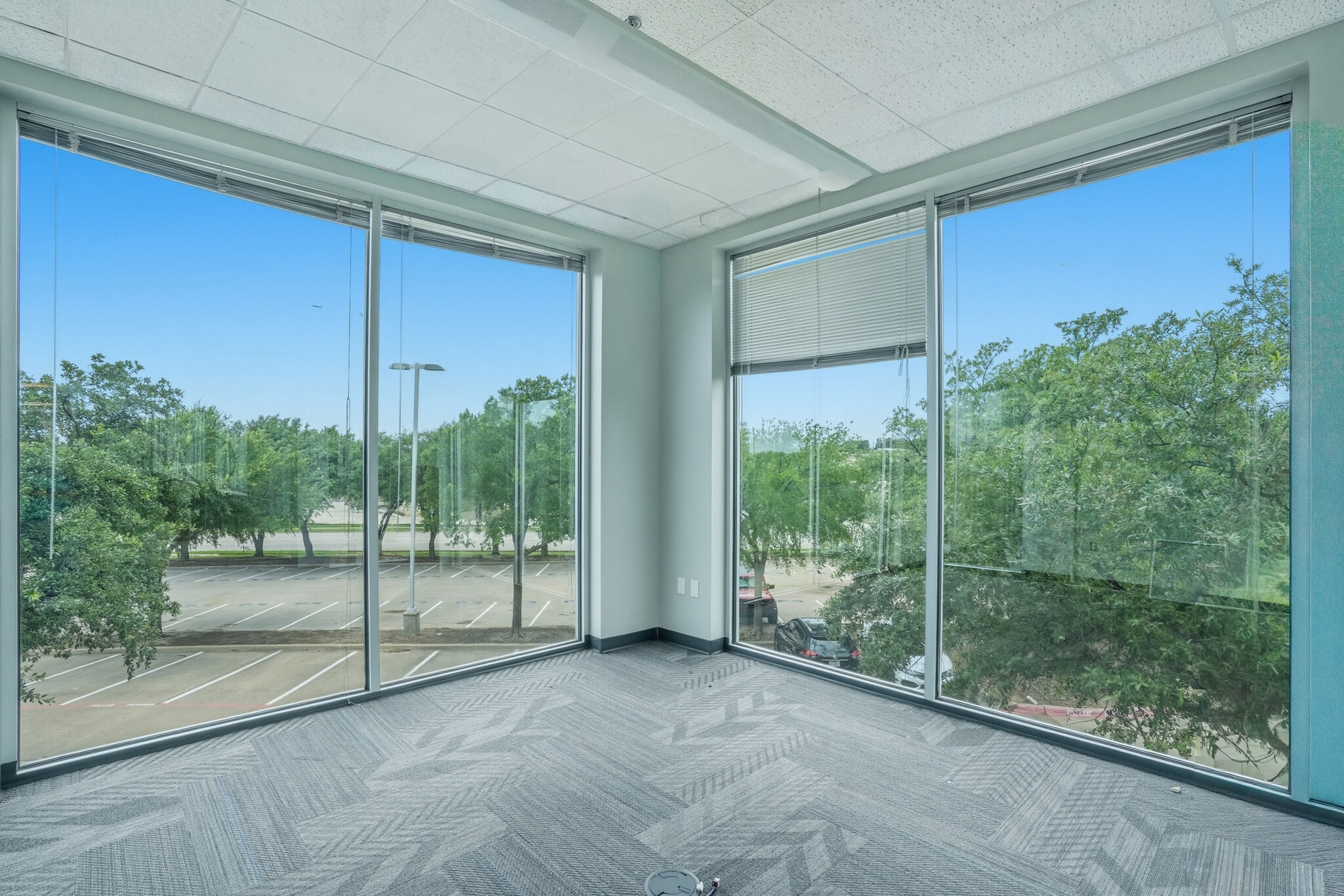 1707 Market Place Blvd, Irving, TX for sale Interior Photo- Image 1 of 2