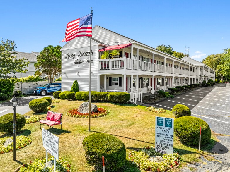 271 Long Beach Ave, York Beach, ME à vendre - Photo du bâtiment - Image 3 de 29