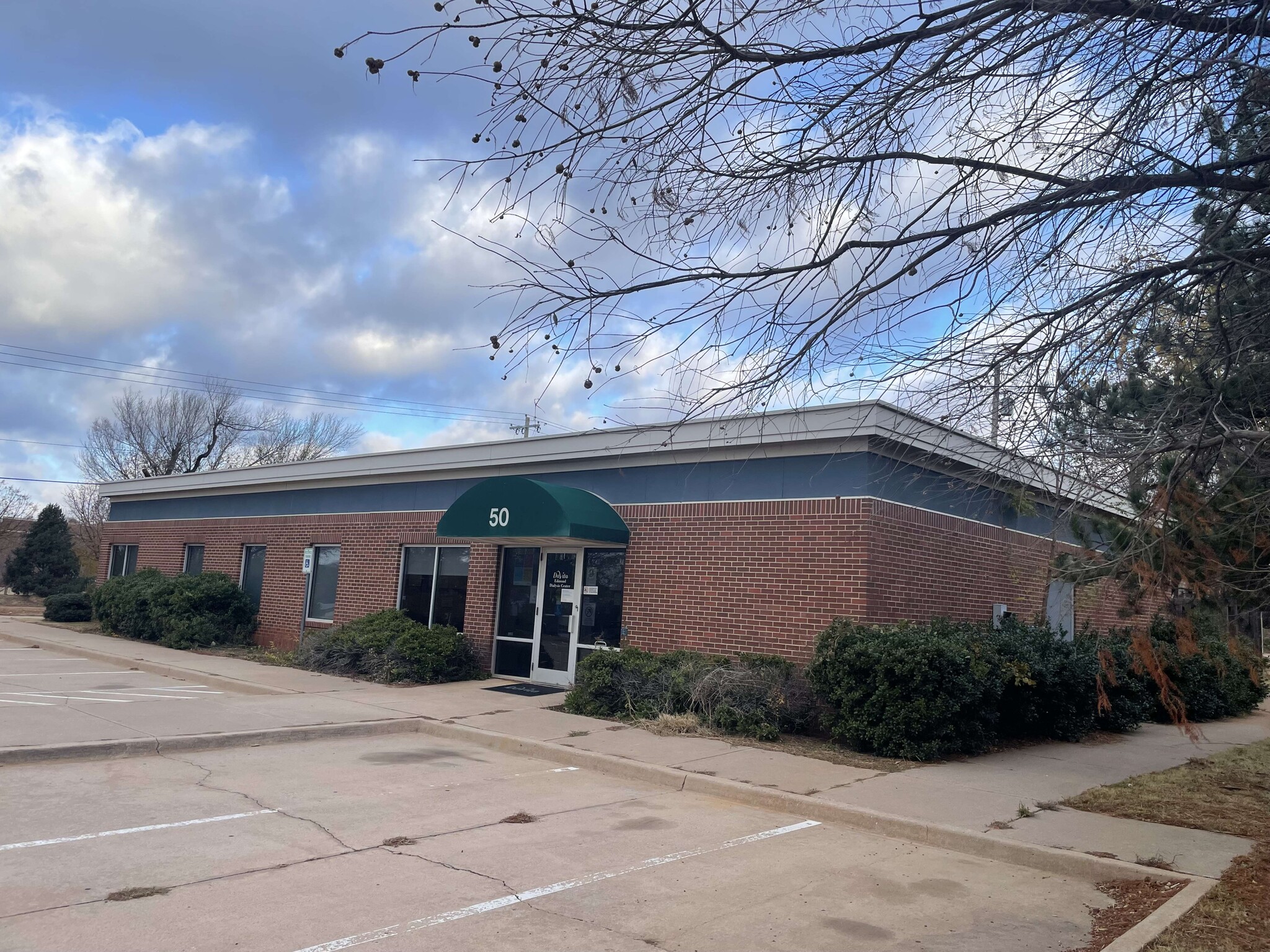 50 S Baumann Ave, Edmond, OK for sale Primary Photo- Image 1 of 9