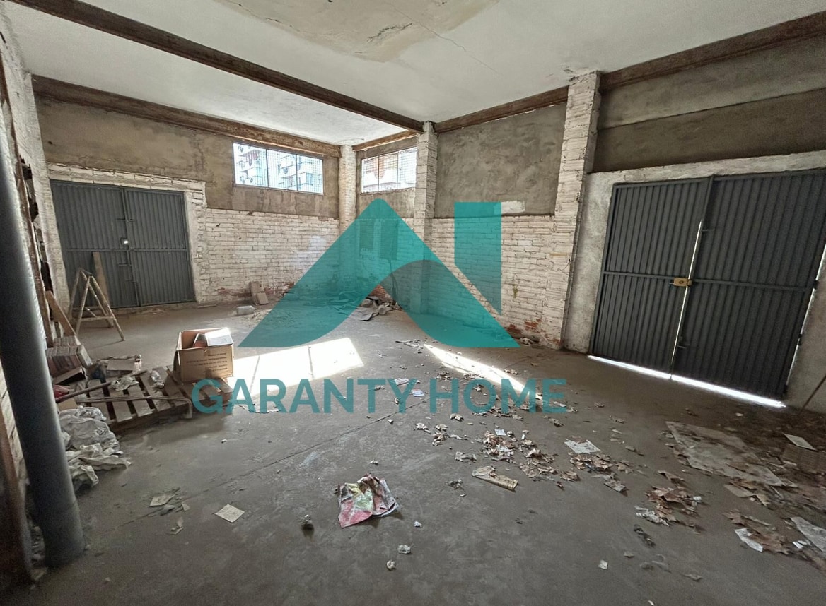 Cáceres, CAC 10002 -  -  - Interior Photo - Image 1 of 6