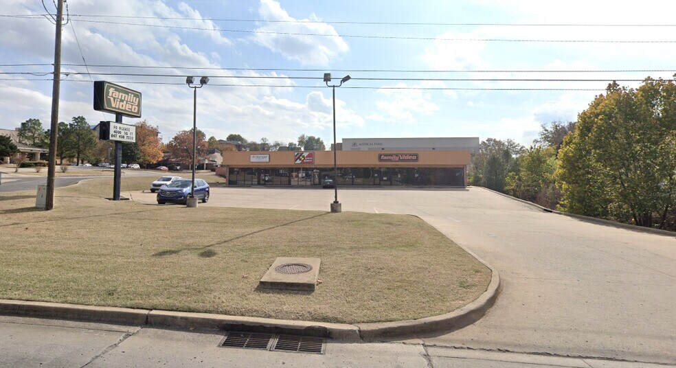 1294 E Downing St, Tahlequah, OK à louer - Photo du bâtiment - Image 2 de 4