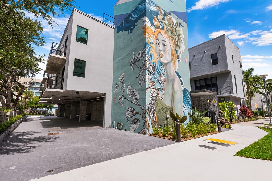 637 NE 4th Ave, Fort Lauderdale, FL à vendre - Photo du bâtiment - Image 3 de 34