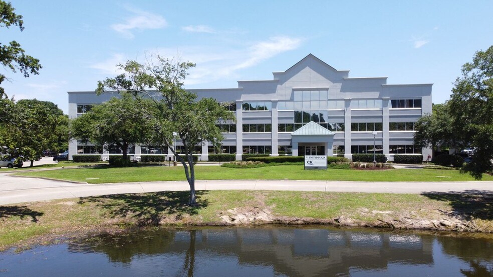 8591 United Plaza Dr, Baton Rouge, LA for lease - Building Photo - Image 3 of 9