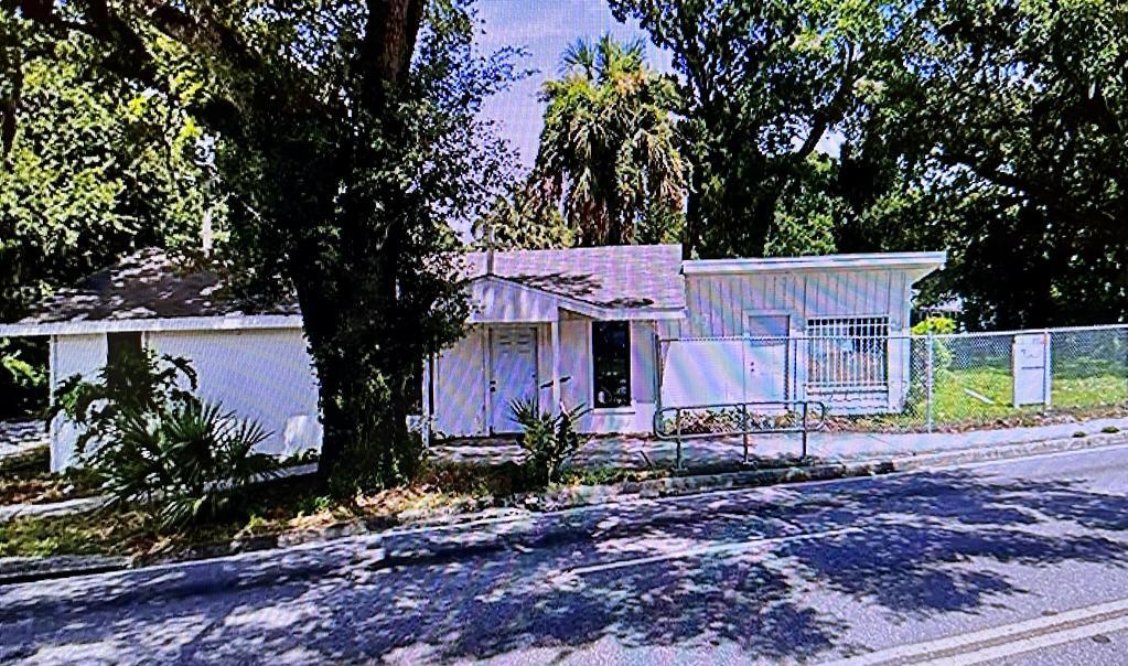 7813 N Nebraska Ave, Tampa, FL for lease Primary Photo- Image 1 of 3