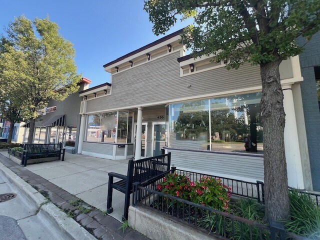436-438 W Virginia St, Crystal Lake, IL à louer Photo du bâtiment- Image 1 de 17