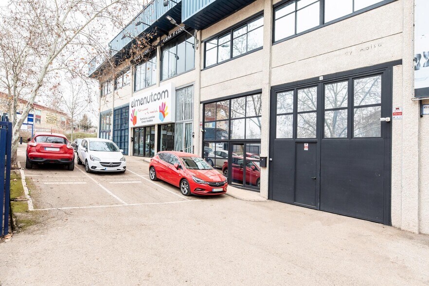 Industrial in San Sebastián de los Reyes, Madrid for sale - Building Photo - Image 2 of 2