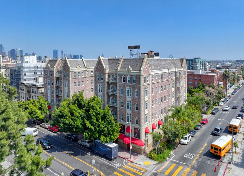 3198 W 7th St, Los Angeles, CA for sale - Building Photo - Image 3 of 31