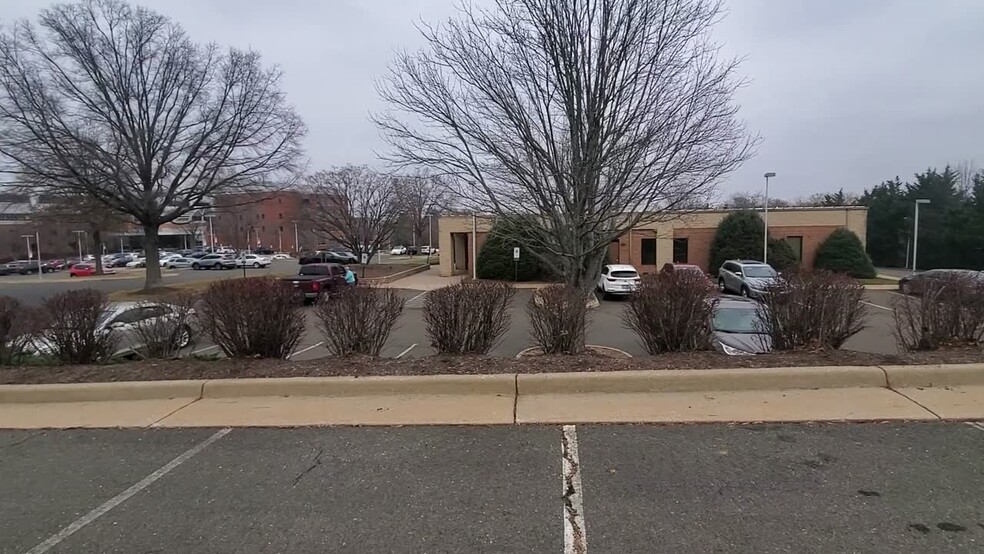 555 Hospital Dr, Warrenton, VA for sale - Commercial Listing Video - Image 2 of 27