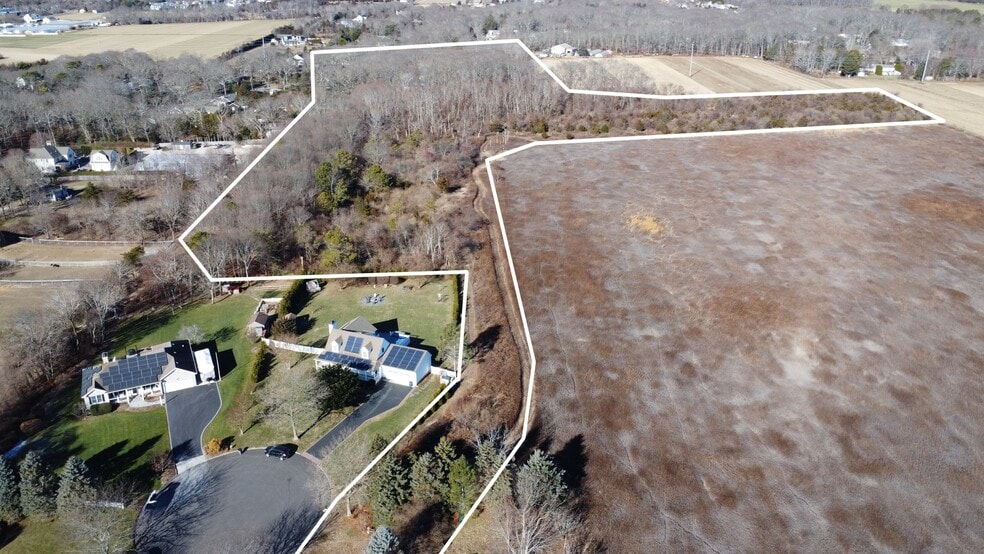 209 Crystal Dr, Aquebogue, NY for sale - Building Photo - Image 3 of 3