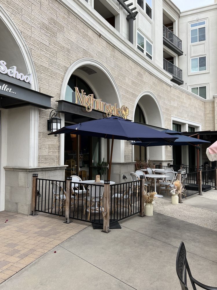 7521 Edinger Ave, Huntington Beach, CA à louer Photo principale- Image 1 de 2