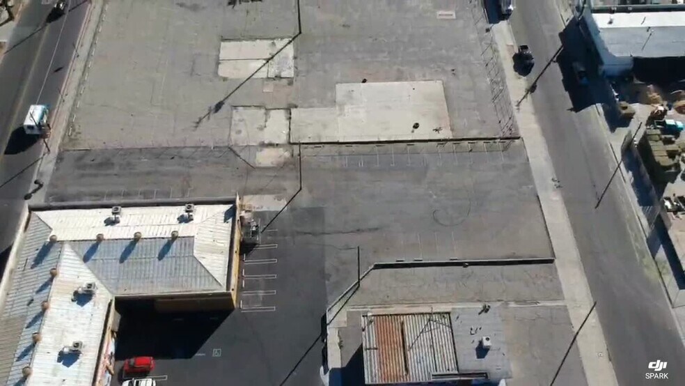 125 W Florida Ave, Hemet, CA à louer - Vidéo sur l’inscription commerciale - Image 3 de 6