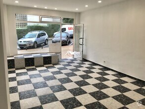 Retail in Torrelodones, Madrid for lease Interior Photo- Image 2 of 6