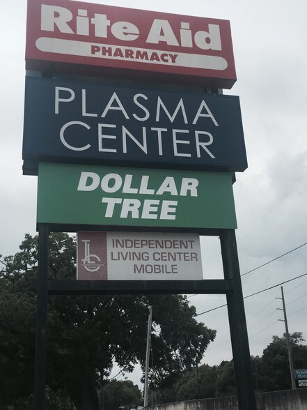 5301 Moffett Rd, Mobile, AL à vendre - Photo du bâtiment - Image 2 de 8