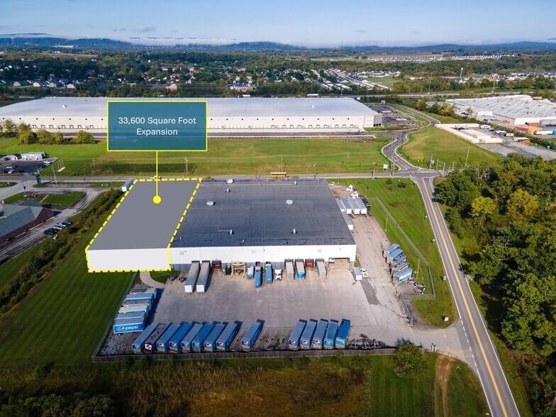 5158 Williamsport Pike, Martinsburg, WV à louer - Photo du bâtiment - Image 2 de 14