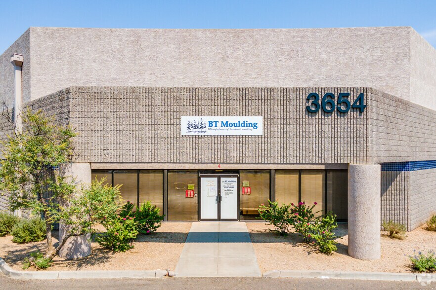 3648-3654 W Osborn Rd, Phoenix, AZ à louer - Photo du bâtiment - Image 2 de 5