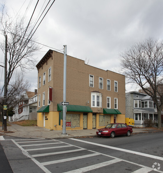 555 Washington Ave, Albany, NY à vendre - Photo principale - Image 1 de 1