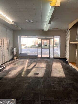 Plus de détails pour 111 Ridley Ave, Lagrange, GA - Commerce de détail à vendre