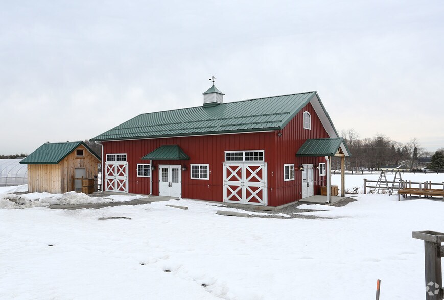 278 Spielman Hwy, Burlington, CT à vendre - Photo principale - Image 1 de 1