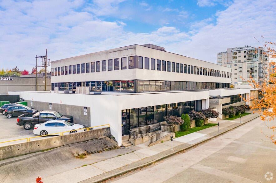 1618-1620 8th Ave, Vancouver, BC for lease - Building Photo - Image 3 of 6