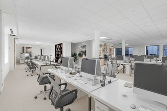 1555 Rue Peel, Montréal, QC for lease Interior Photo- Image 1 of 16