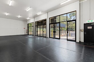 8 Figtree Dr, Sydney Olympic Park à louer Photo intérieure- Image 2 de 4