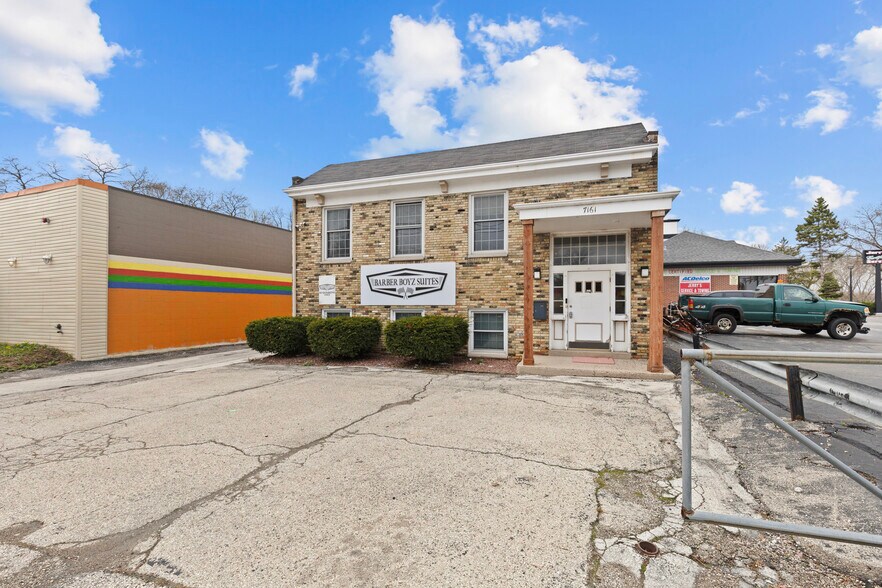 7161 N 43rd St, Milwaukee, WI à vendre - Photo du bâtiment - Image 1 de 18