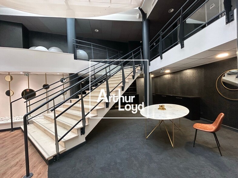 18 Boulevard Lazare Carnot, Toulouse à louer - Photo du bâtiment - Image 3 de 22