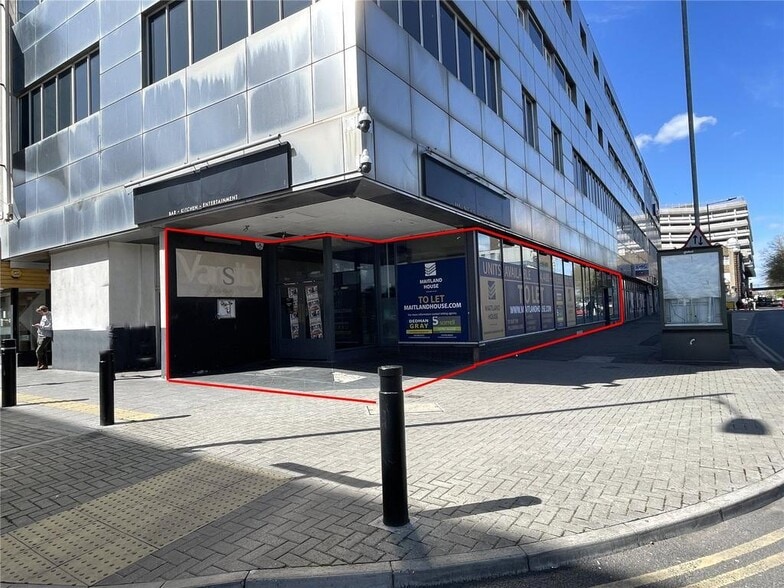 Warrior Sq, Southend On Sea for lease - Building Photo - Image 2 of 71