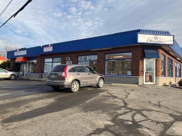 608-614 Boul Saint-Antoine, Saint-jerome, QC for sale Primary Photo- Image 1 of 1