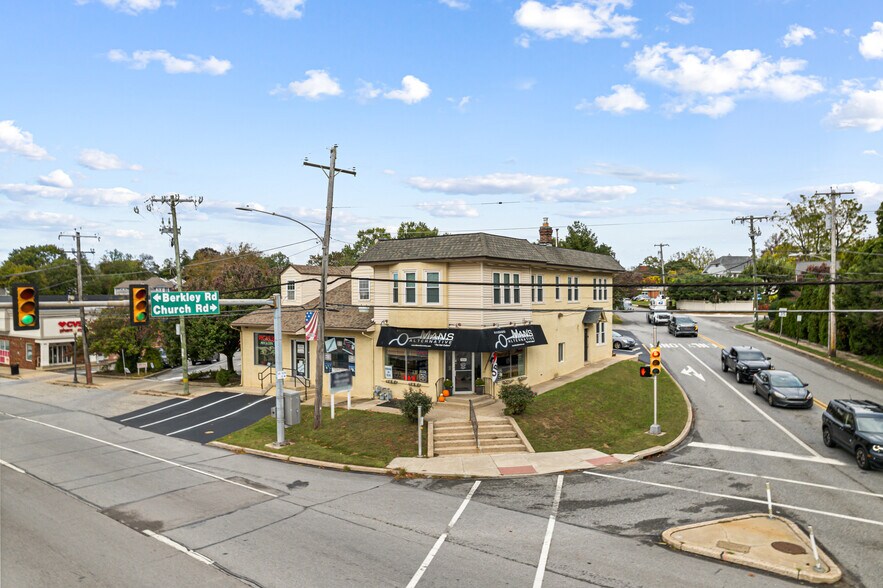 2501 W Chester Pike, Broomall, PA for sale - Building Photo - Image 2 of 15