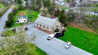 722 W Main St, Ephrata, PA for lease Interior Photo- Image 2 of 13