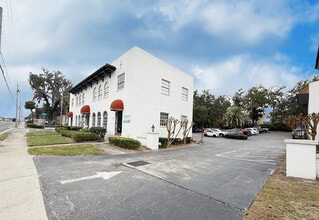 818-824 E Silver Springs Blvd, Ocala, FL for lease Building Photo- Image 2 of 11