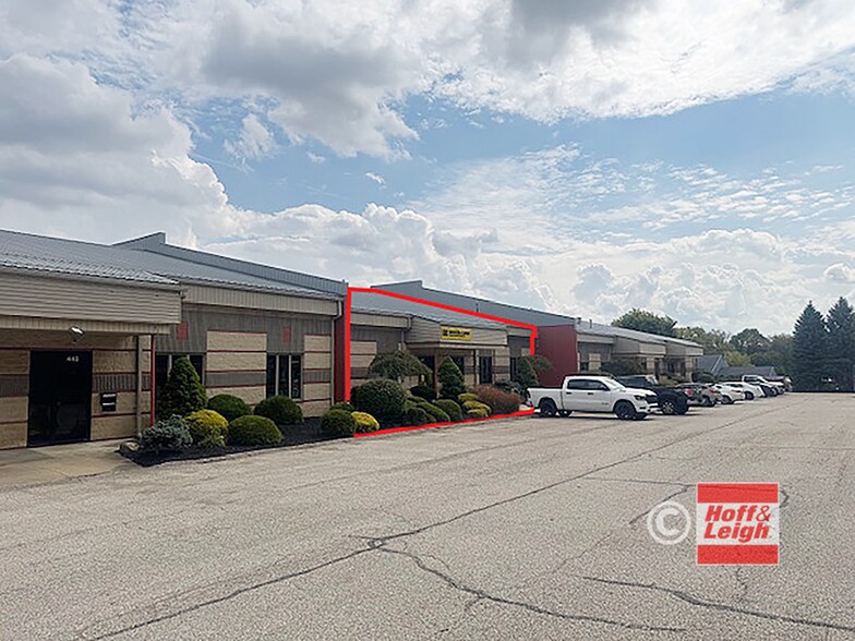 441 Munroe Falls Rd, Tallmadge, OH à louer - Photo du bâtiment - Image 1 de 7