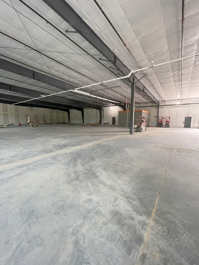 331 Aviation, Frederick, MD 21702 - Unit 4,5,6A,6B -  - Interior Photo - Image 2 of 7