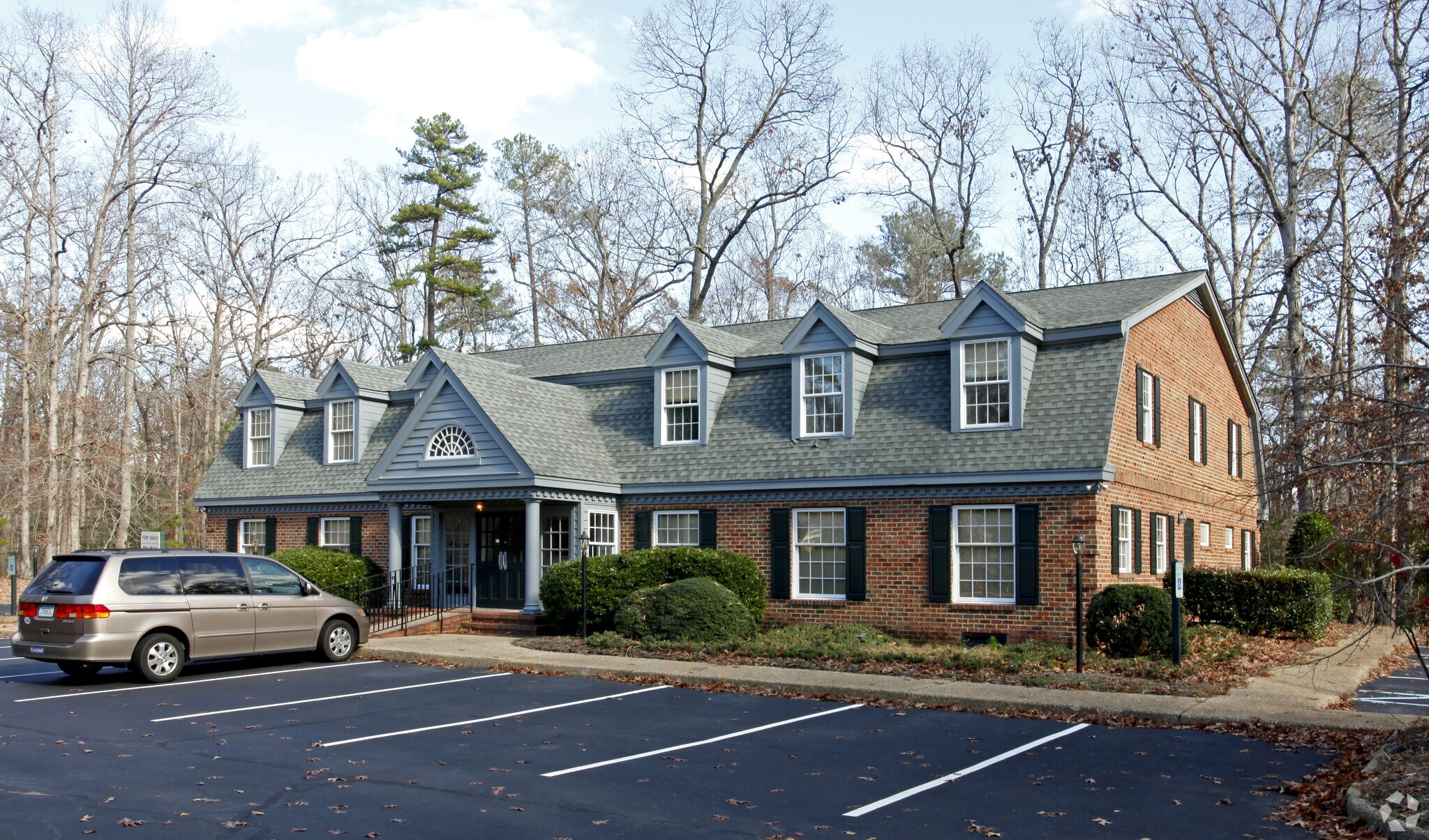 502 Strawberry Plains Rd, Williamsburg, VA for lease Primary Photo- Image 1 of 7