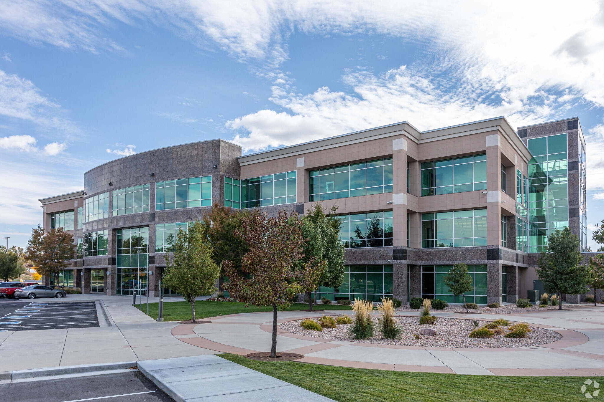 4625-4641 W Lake Park Blvd, Salt Lake City, UT for lease Building Photo- Image 1 of 1