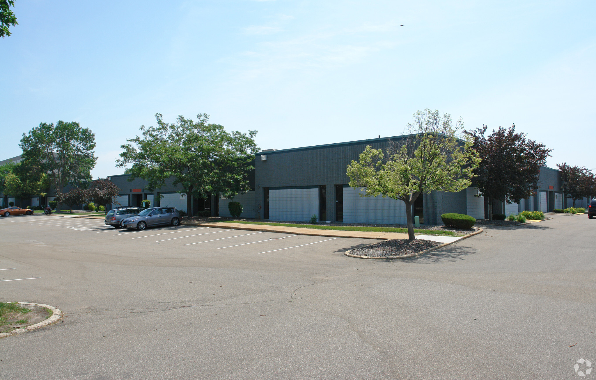 5201-5227 W 73rd St, Edina, MN for lease Building Photo- Image 1 of 8